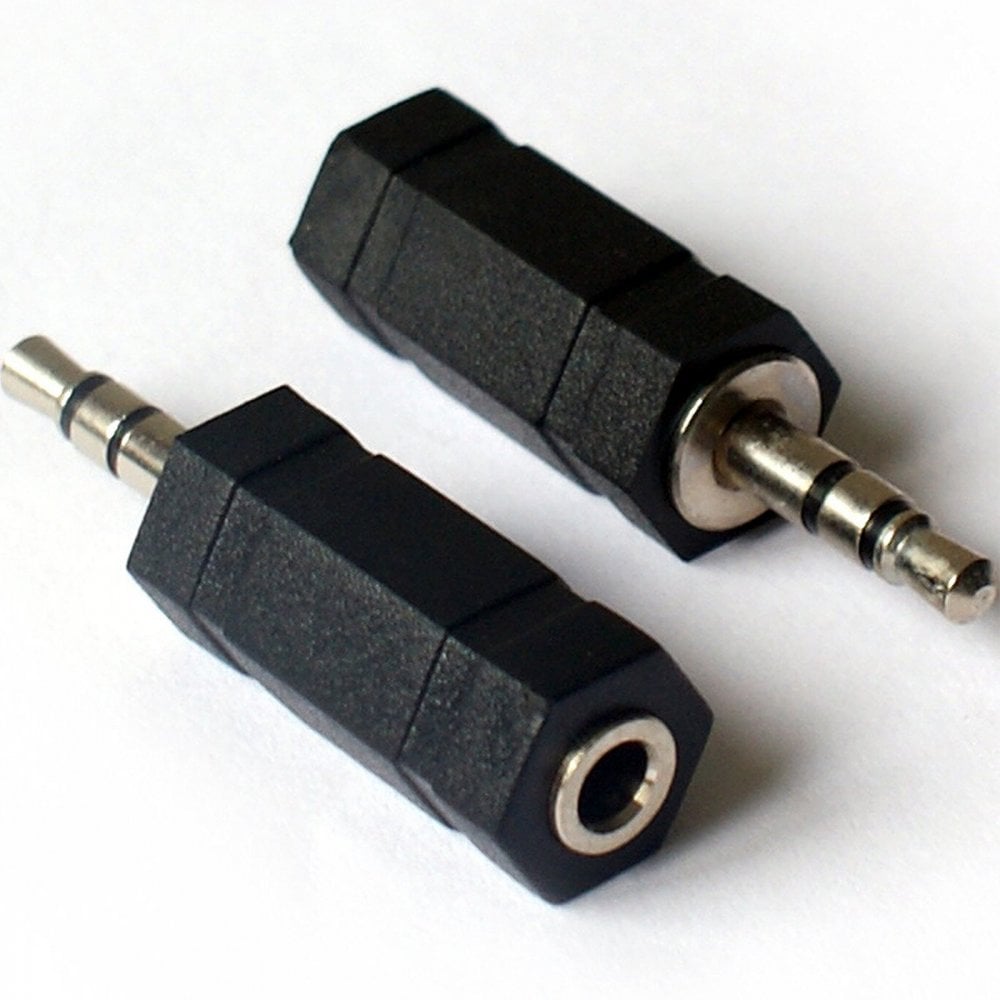 2.5mm Stereo Jack to 3.5mm Stereo Jack Socket