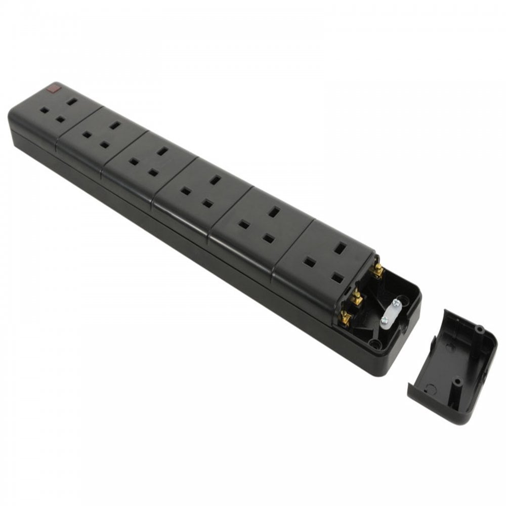 Rewirable 6 Gang Trailing UK Mains Socket