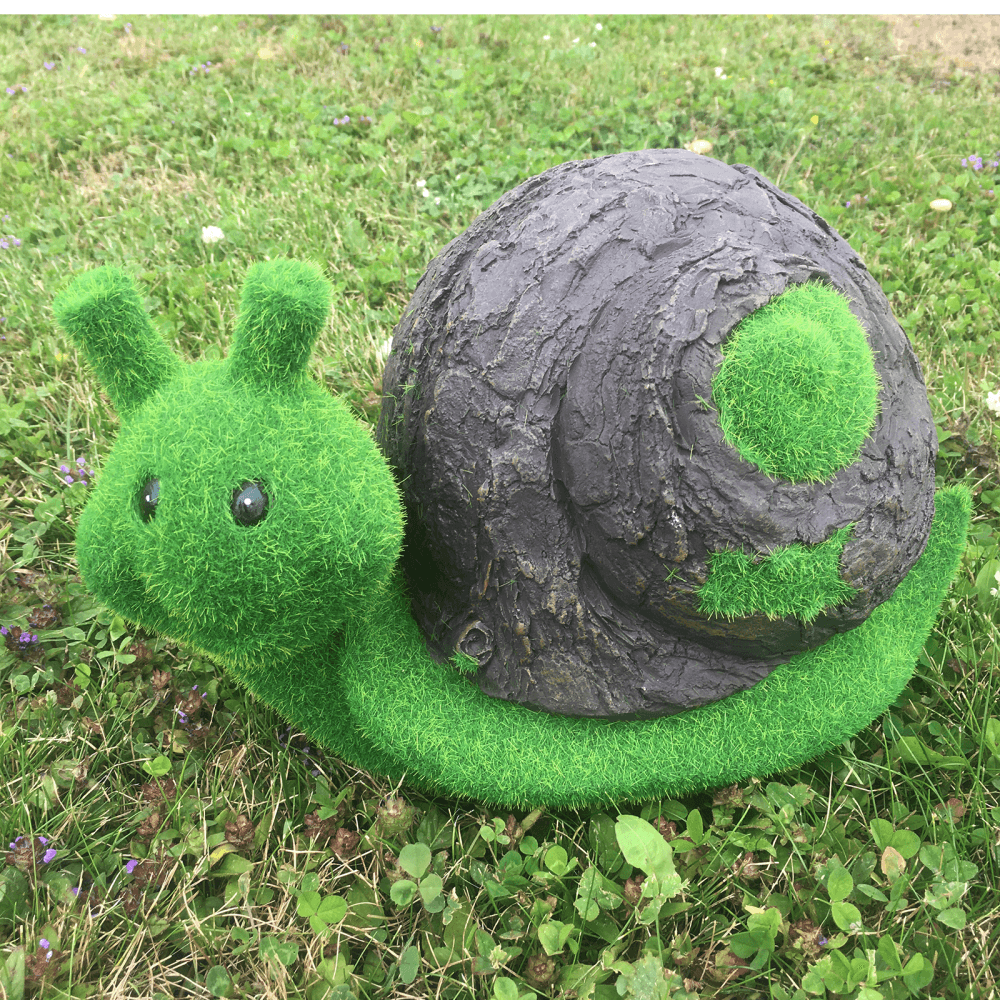 Lifestyle Flocked and Wood Snail Garden Ornament