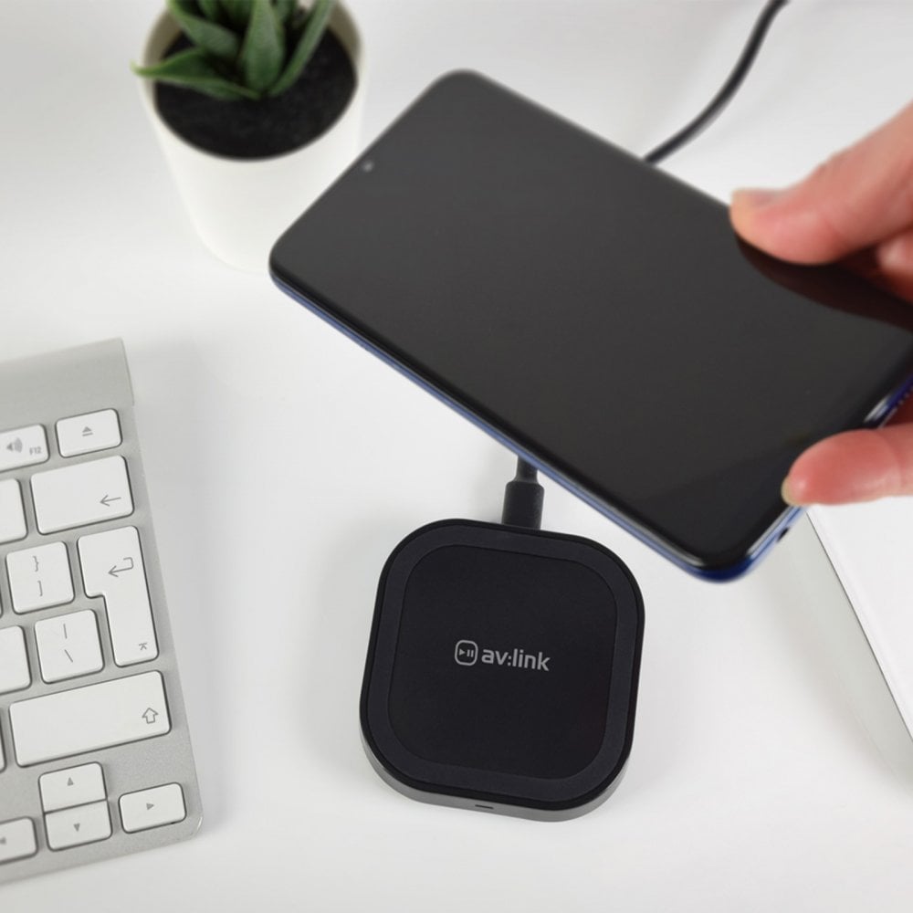 Phone Charger 10W Fast Wireless Charging Pad