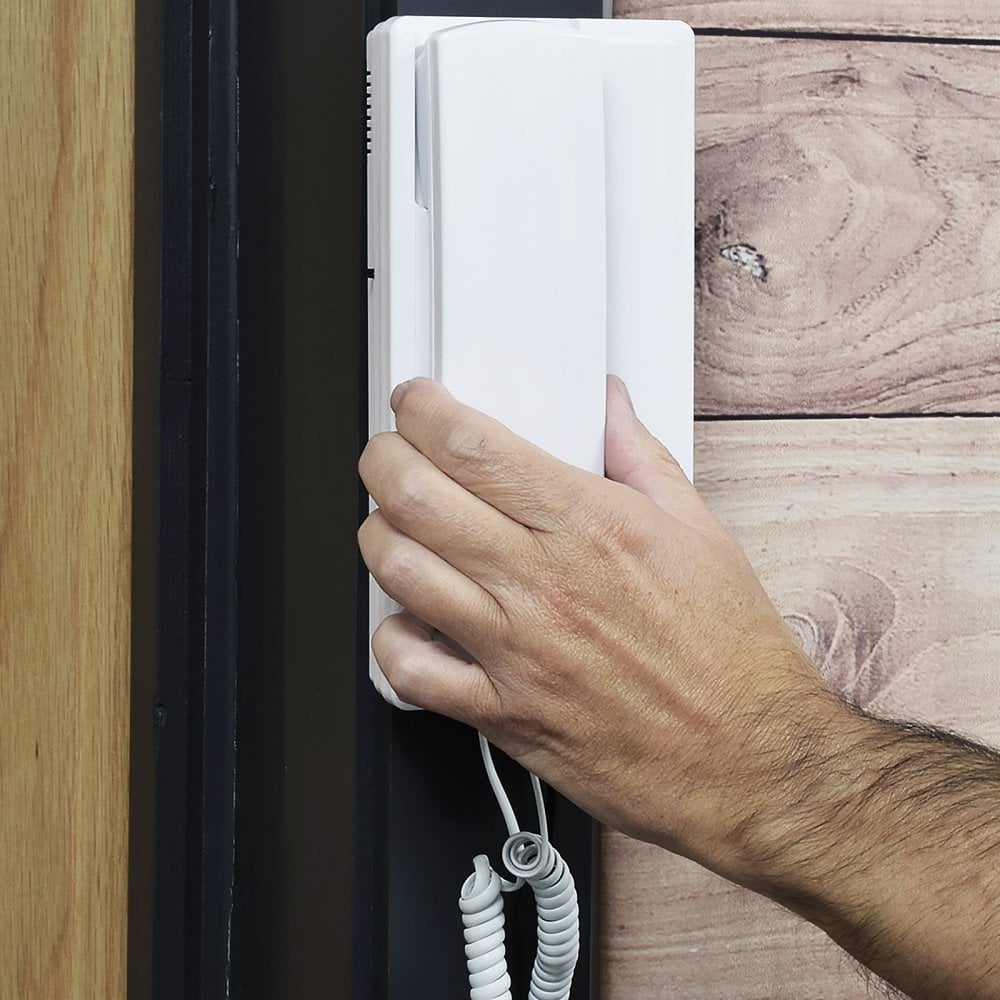 2-Way Intercom Wall Mounted or Desk Top Wired