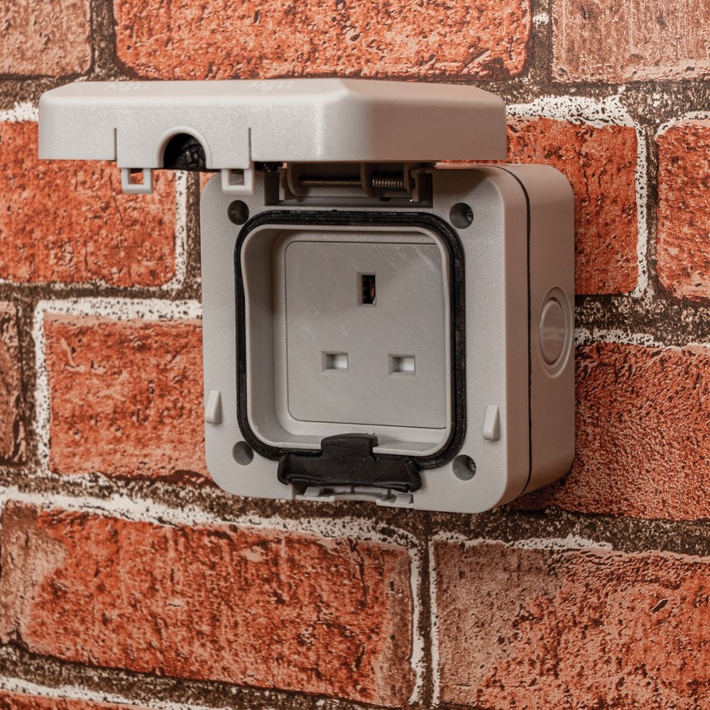 Pair of IP66 13A 1-Gang Unswitched Outdoor Socket