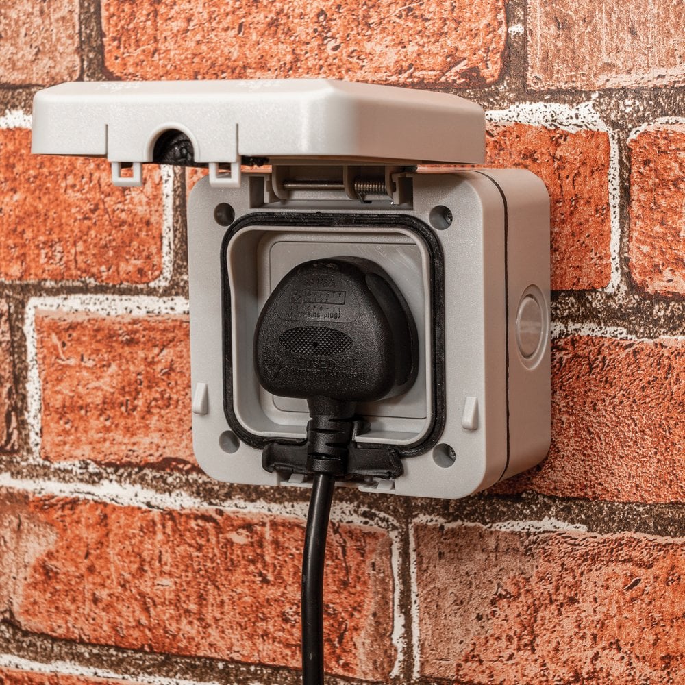 Pair of IP66 13A 1-Gang Unswitched Outdoor Socket