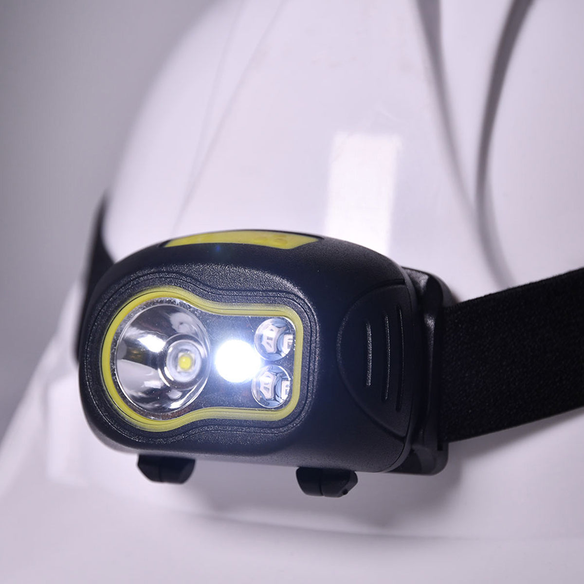 3W XPE LED Head Torch - Headband for Potholing Building Sites etc