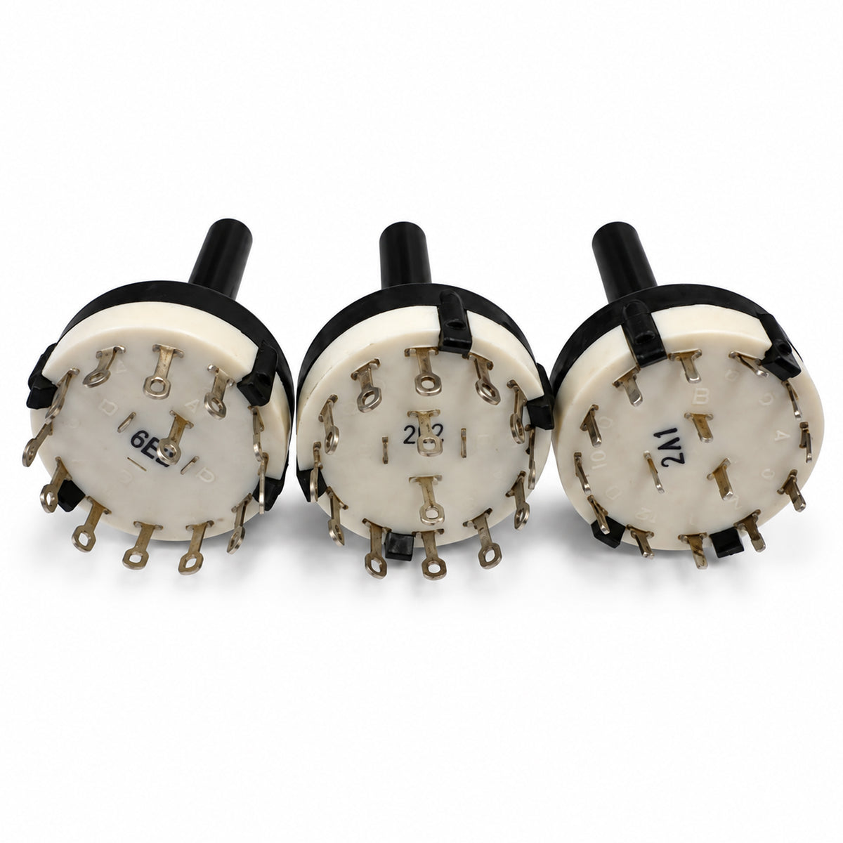 Enclosed Rotary Selector Switch 4-Way 6-Way or 12-Way Make Before Break