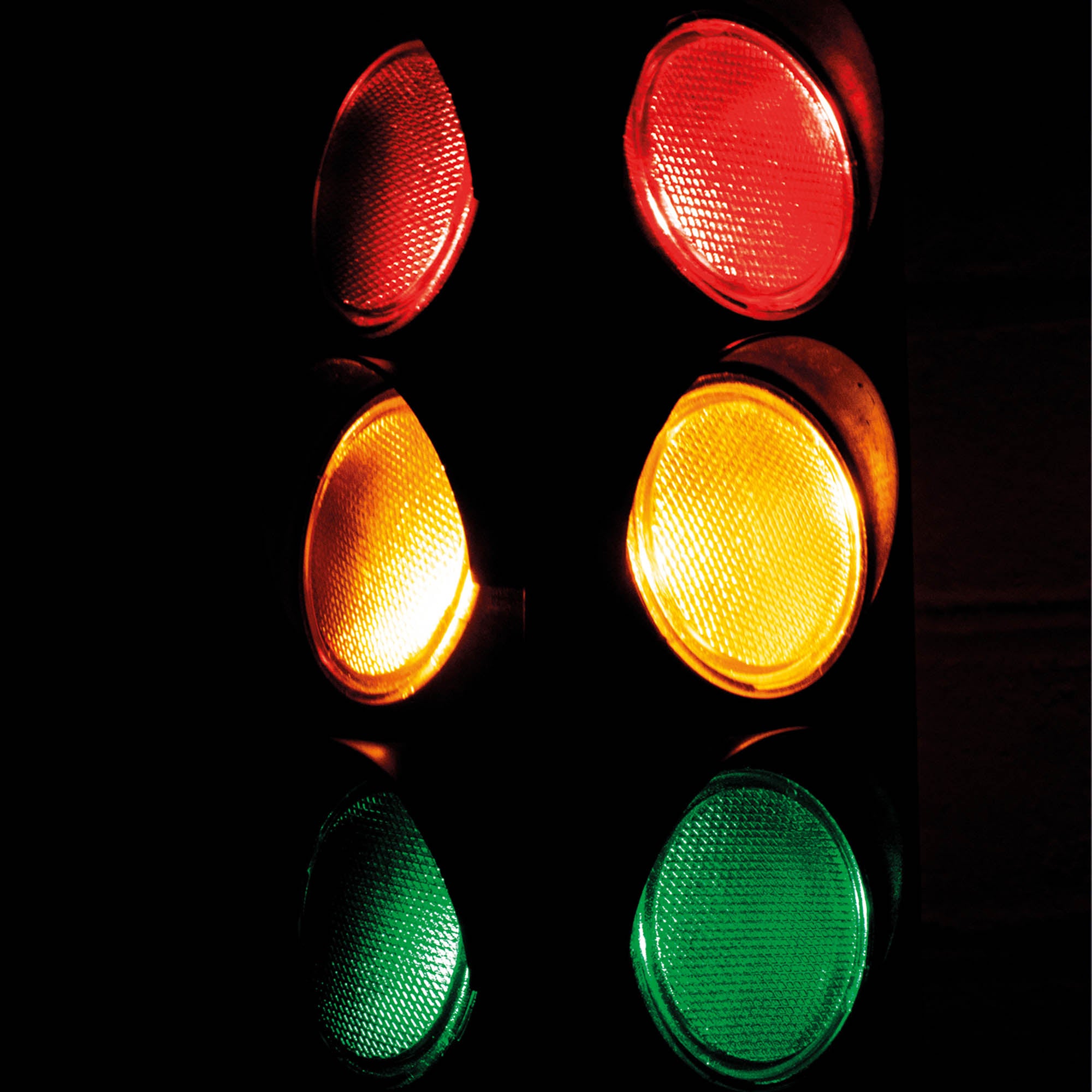 Traffic Light Mini Party Light Kids Disco USB or Battery